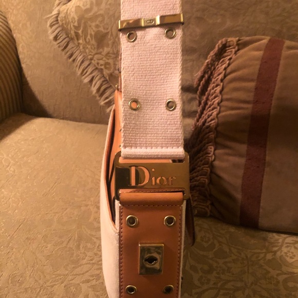 100% authentic Dior Street Chic - Picture 4 of 8